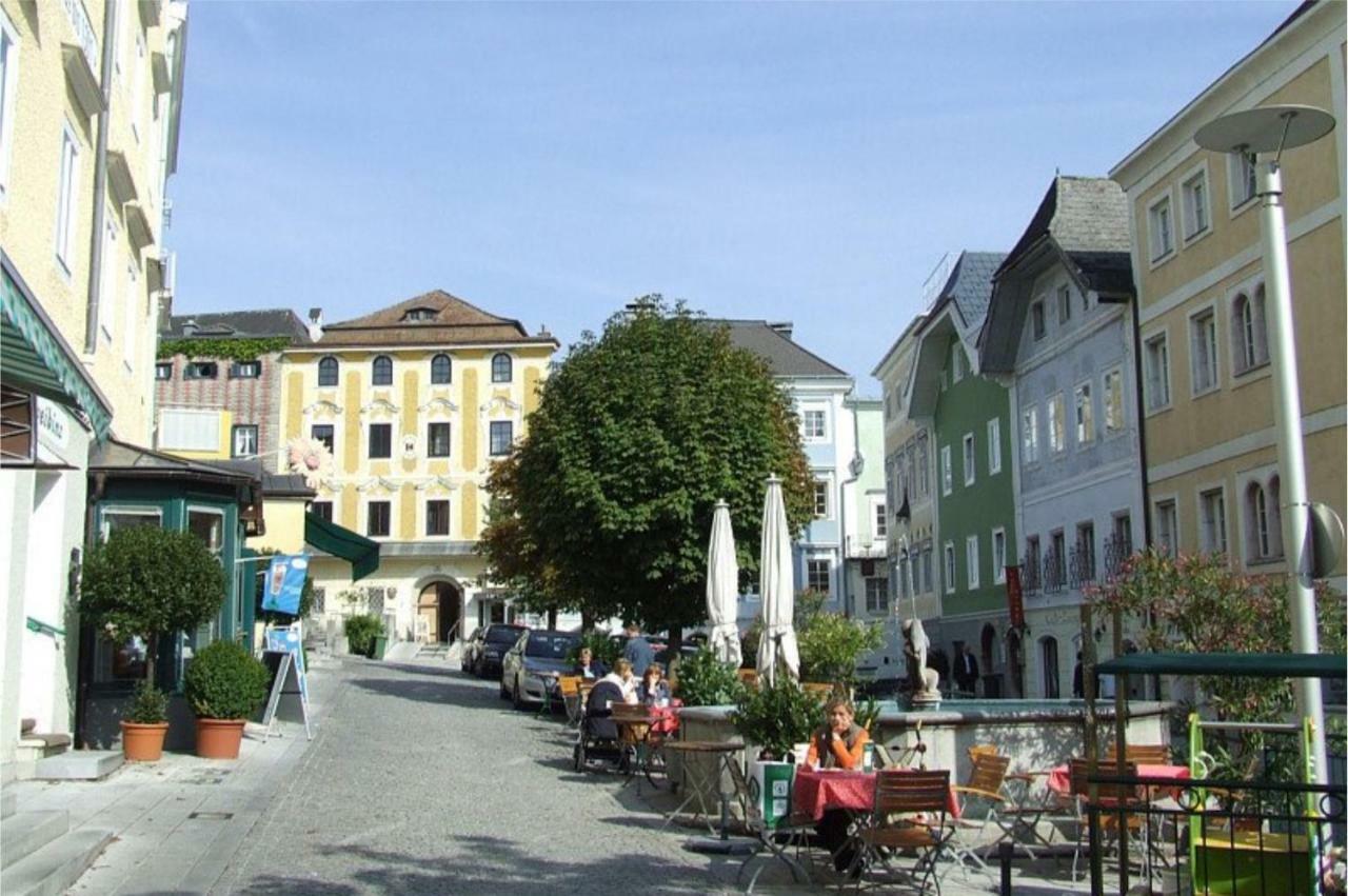 Renaissance Apartment Marktplatz กมุนเดน ภายนอก รูปภาพ